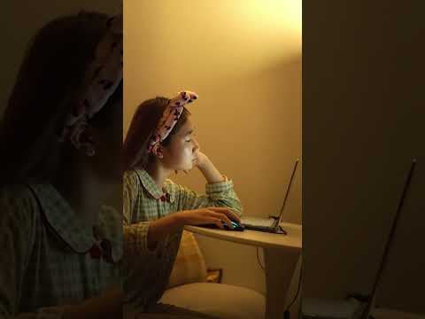 scary movie 공포영화에서 무조건 나오는 장면ㅋㅋ(무서움 주의)   #Shorts